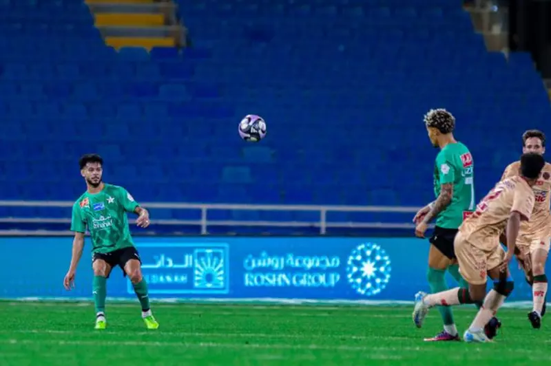 نبيل دونجا يهبط مع النجمة لدوري الدرجة الأولى السعودي