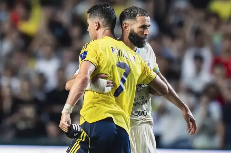 رونالدو وبنزيما