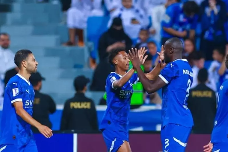 شرط وحيد يفصل كوليبالي عن المشاركة مع الهلال أمام الخليج