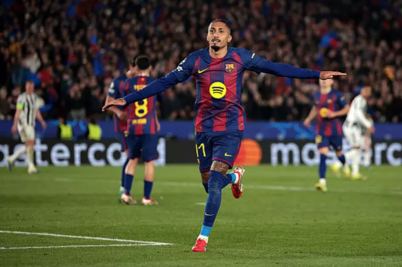 30 مليون يورو..  رافينيا يتلقى عرضًا مغريًا لمغادرة برشلونة والانضمام للدوري السعودي