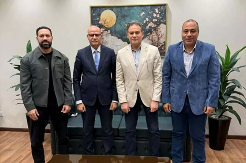 خالد جلال وحسني عبد ربه