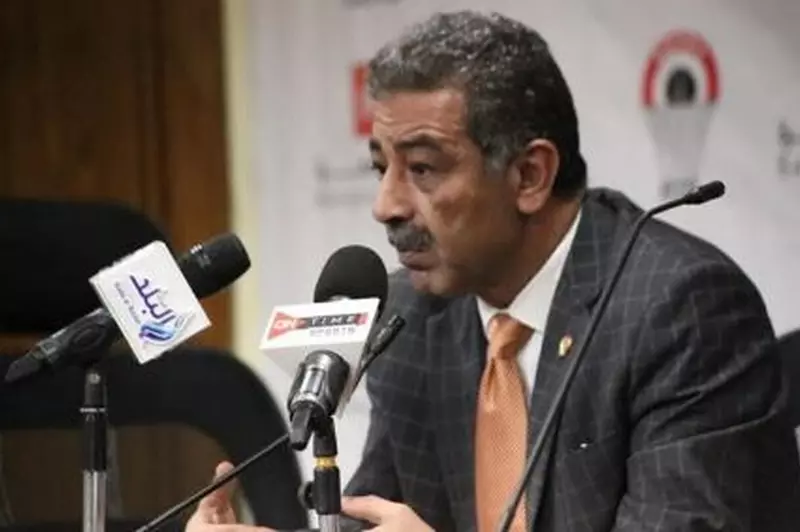 وفاة مجدي أبو فريخة رئيس اتحاد السلة السابق