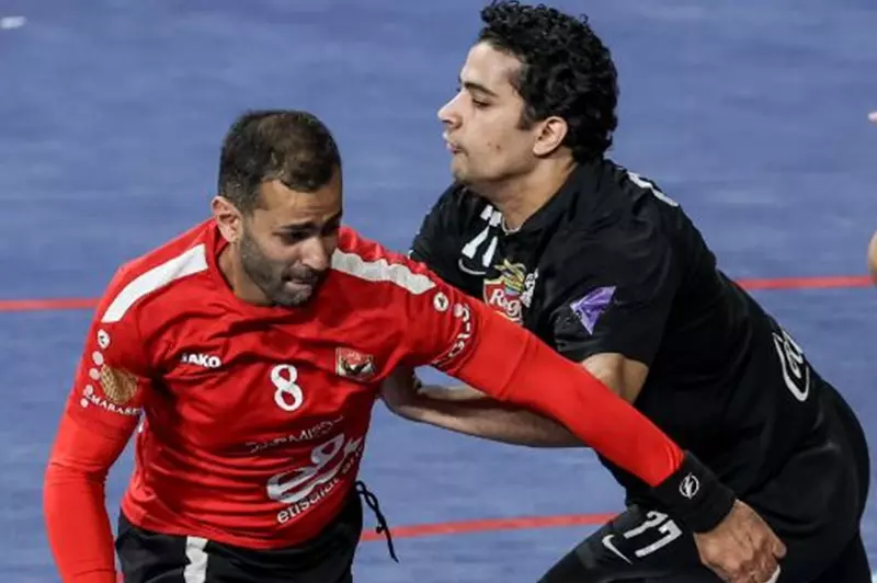 قمة دوري اليد.. الأهلي 18-16 الزمالك.. طرد زياد حشاد