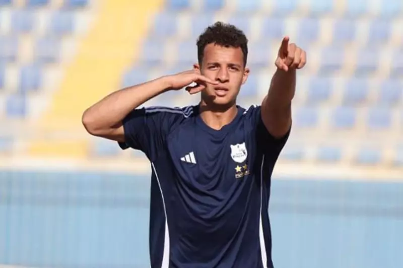 أقطاي عبد الله يغيب عن مباراة الأهلي وإنبي للإيقاف.. وعقوبة على يورتيتش