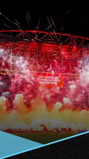 تكريما لوفاة مشجع.. شغب الجمهور يلغي مباراة في هولندا