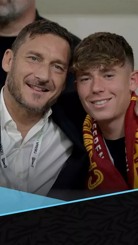 في سن الـ19.. سبب غريب وراء اعتزال نجل توتي