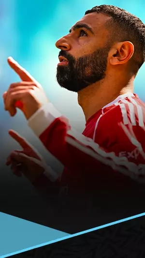 تجاهل ليلة وداعه.. محمد صلاح يطالب ليفربول بتكريم "القائد المنسي"