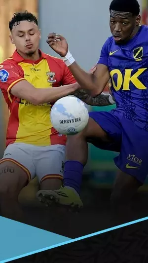 سيناريو مجنون كاد يحدث.. إعادة 133 مباراة بسبب لاعب