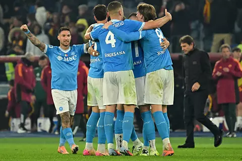 دقيقة بدقيقة.. نابولي يواجه يوفنتوس في الدوري الإيطالي