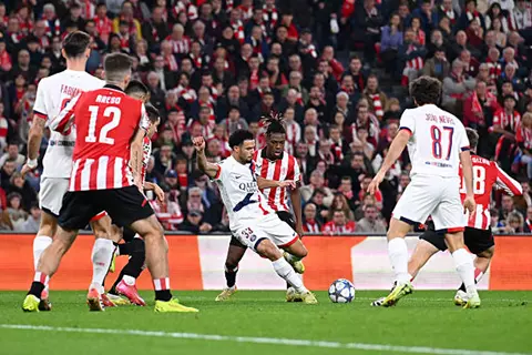 دقيقة بدقيقة.. أتلتيك بلباو 0-0 باريس سان جيرمان.. الشوط الأول