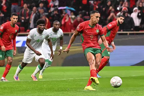 دقيقة بدقيقة.. المغرب 0-0 جزر القمر.. رحيمي يهدر ركلة جزاء