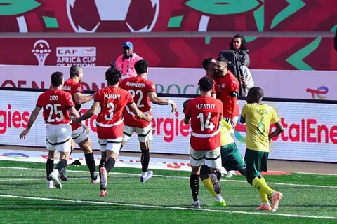 دقيقة بدقيقة.. أنجولا 0-0 مصر.. تسديدة أولى  