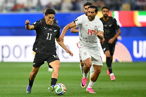 دقيقة بدقيقة (مجموعة مصر).. إيران 2-2 نيوزيلندا.. محبي يتعادل