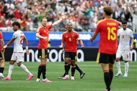 دقيقة بدقيقة (مجموعة مصر).. بلجيكا 0-0 إيران.. تقنية الفيديو تلغي هدفا
