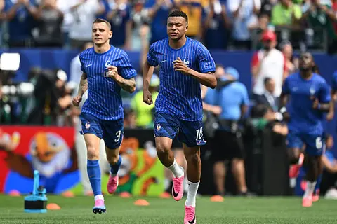 دقيقة بدقيقة.. منتخب فرنسا  يواجه العراق في كأس العالم 