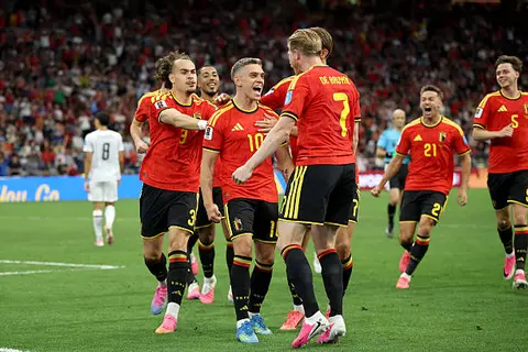 دقيقة بدقيقة (مجموعة مصر).. بلجيكا 0-1 نيوزيلندا.. تروسارد يسجل