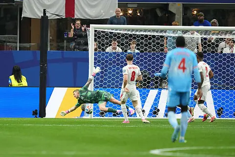 دقيقة بدقيقة.. إنجلترا 0-1 الكونغو الديمقراطية.. هدف مبكر 