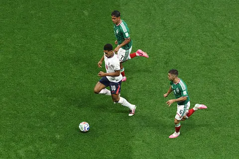 دقيقة بدقيقة.. المكسيك 0-0 إنجلترا في كأس العالم.. هجمة خطيرة 