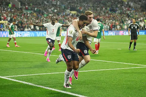 دقيقة بدقيقة.. المكسيك 1-2 إنجلترا في كأس العالم.. كينيونيس يسجل