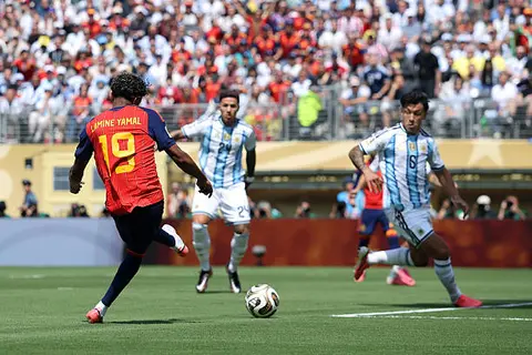 دقيقة بدقيقة.. صراع اللقب.. إسبانيا 0-0 الأرجنتين.. فرصة ضائعة (صور)