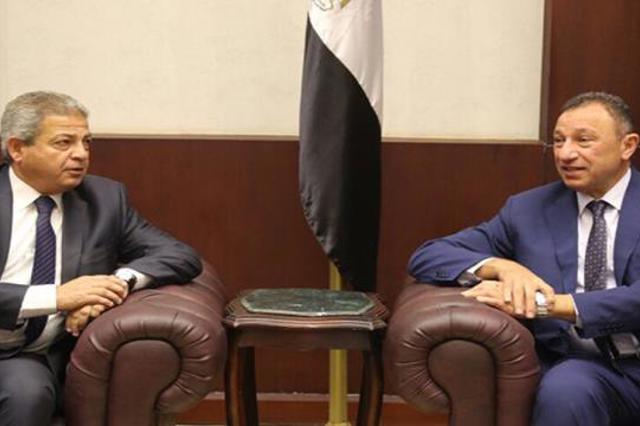 الخطيب وخالد عبد العزيز