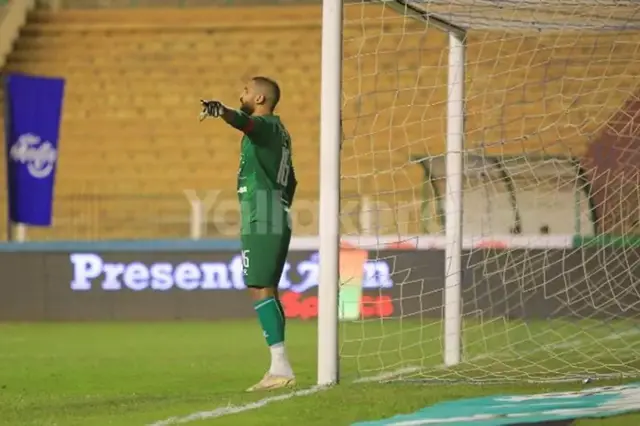 غزل المحلة يجدد عقد الحارس عامر عامر