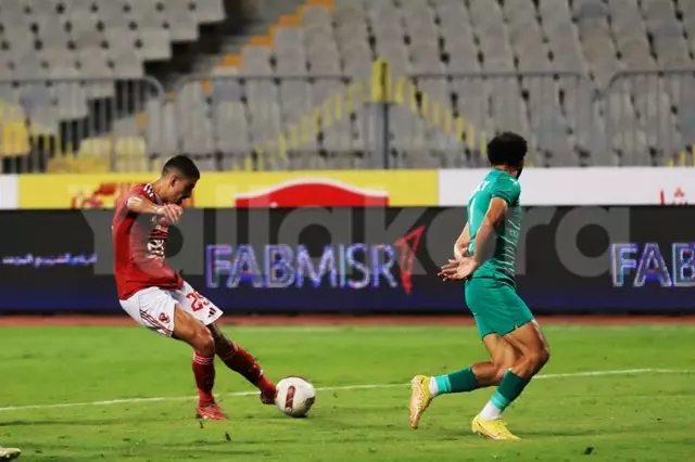 رغم سيل الهجمات.. 27% فقط من محاولات الأهلي هددت مرمى المصري (أرقام)