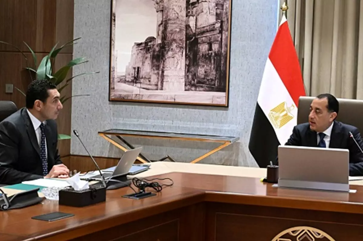 جوهر نبيل مع مصطفى مدبولي