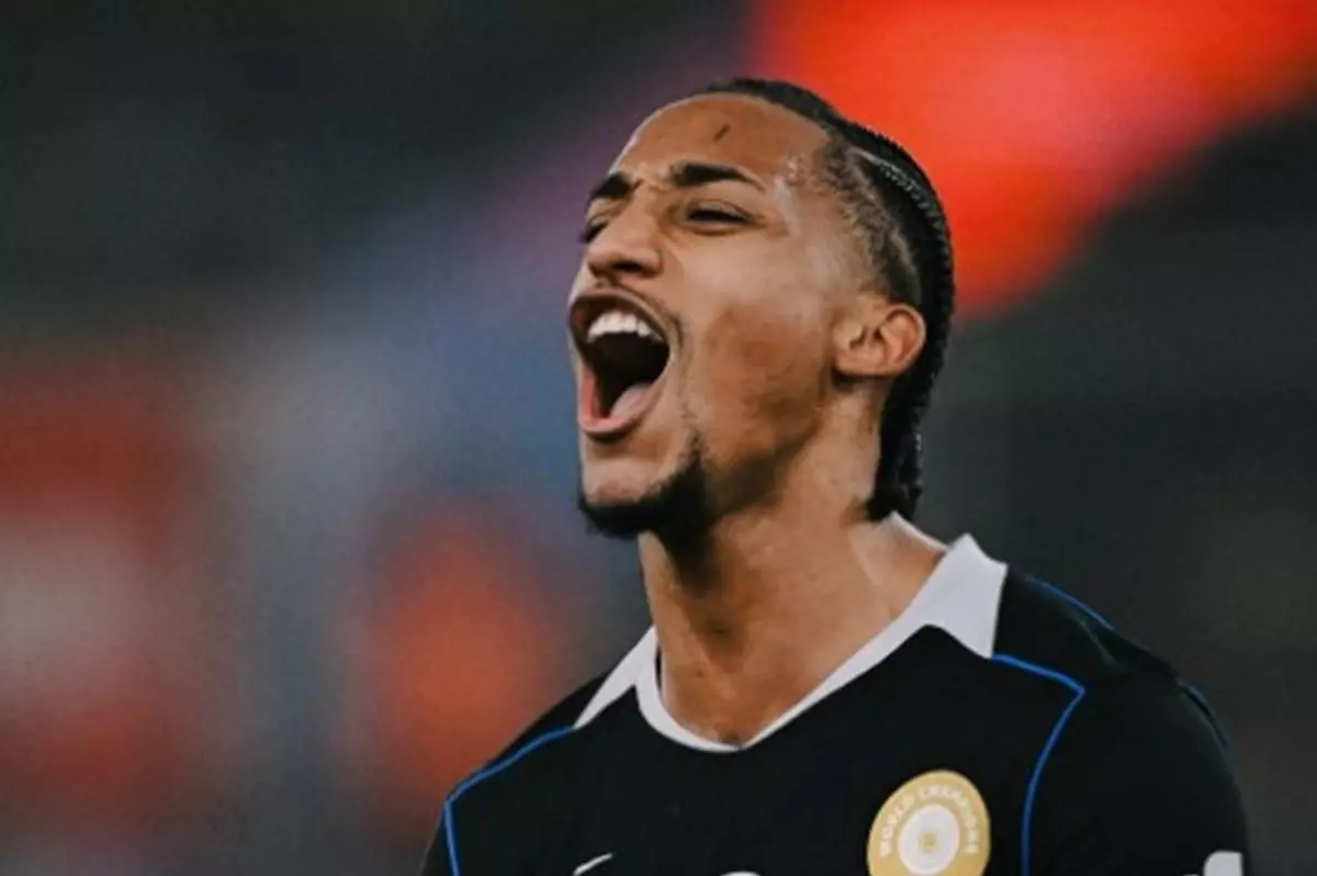 برشلونة يضغط على تشيلسي لضم جواو بيدرو