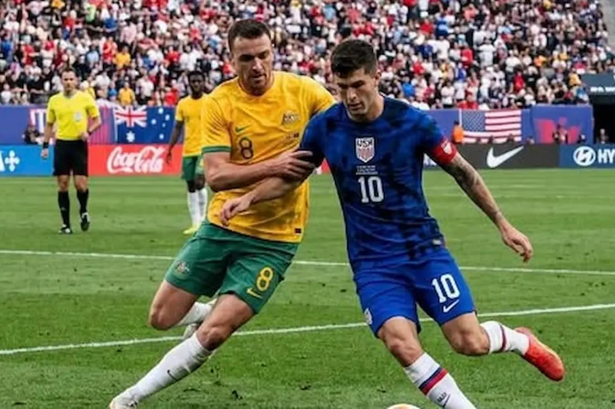 التشكيل الرسمي لموقعة أمريكا وأستراليا في كأس العالم