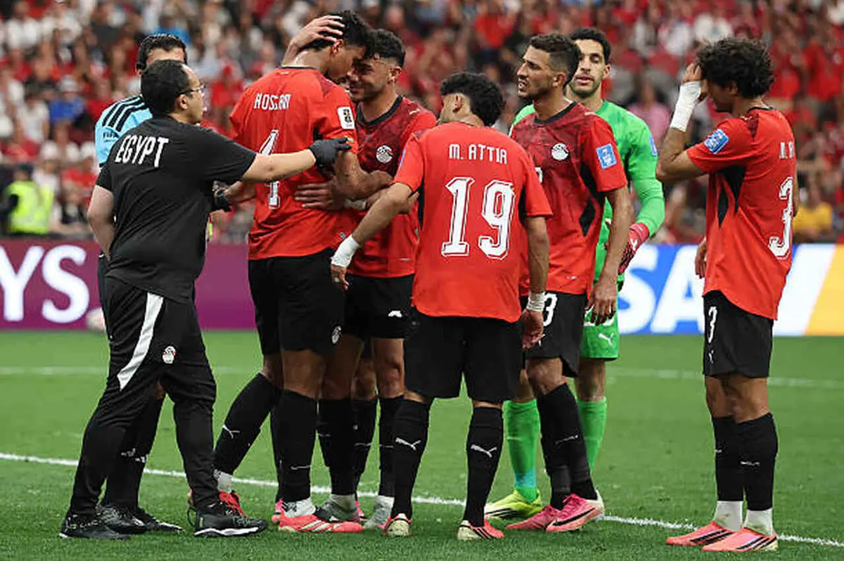 لماذا تم السماح لمصر بـ6 تبديلات أمام نيوزيلندا؟