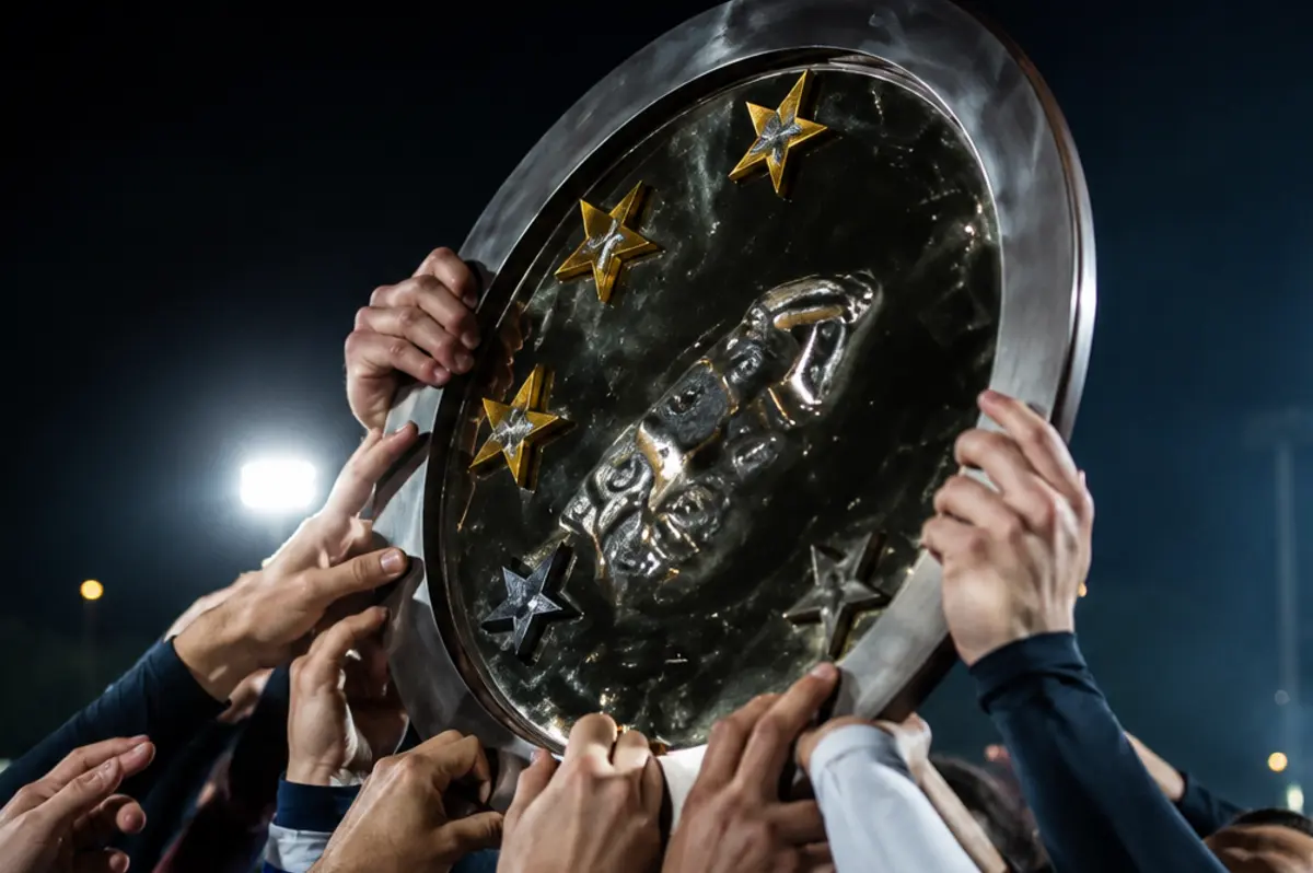 لايونز بـ 10 لاعبين يتوج بدرع دوري الهواة بعد فوز مثير على فايكنجز 