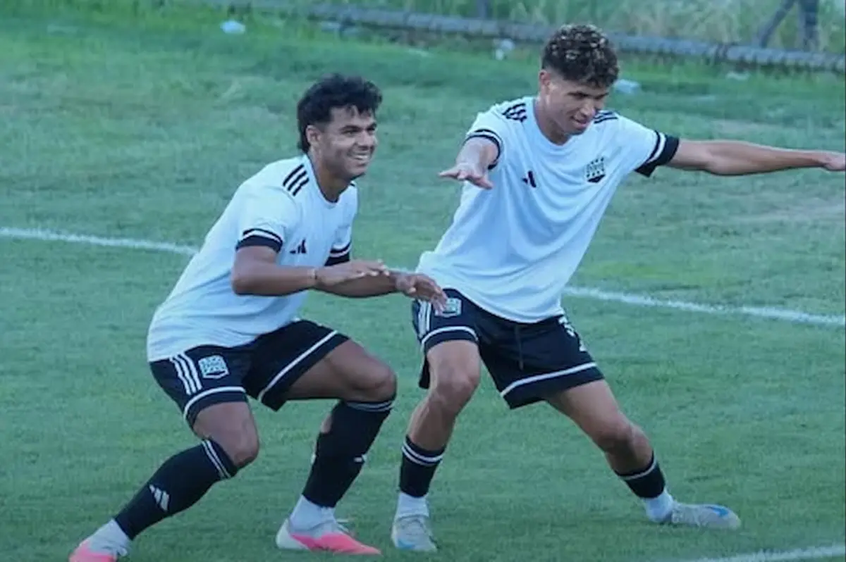 زد يمطر شباك خورفكان الإماراتي بثلاثية وديًا 