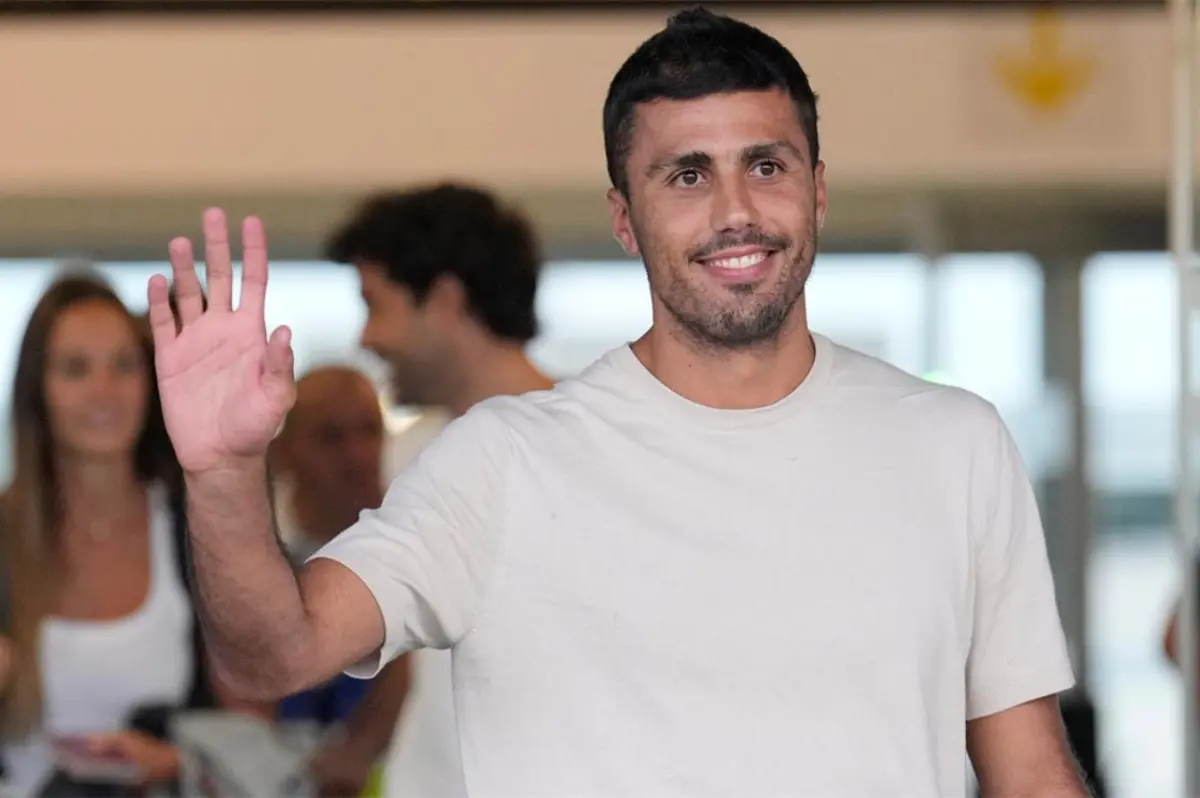رودري يصل برشلونة