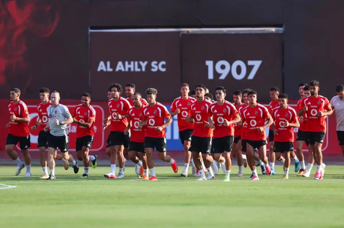 محاضرة عموتة وتدريبات استشفاء.. الأهلي يستعد لبداية الدوري أمام الشرقية إنبي 