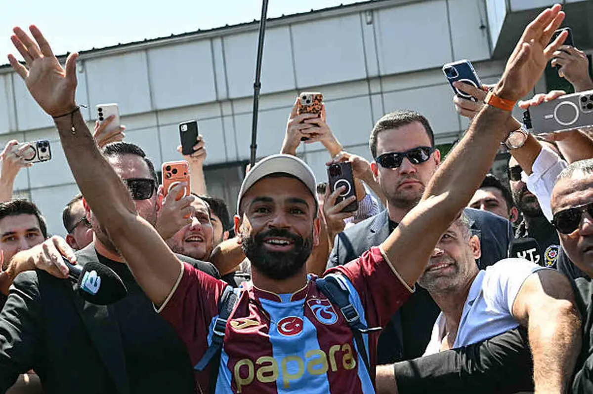 عاجل ا طرابزون سبور يعلن ضم محمد صلاح حتى 2028 
