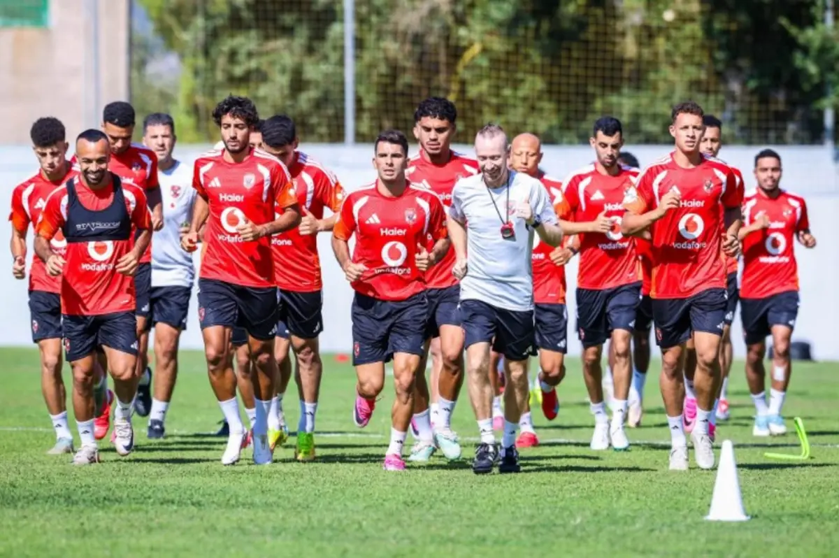 الأهلي يكشف عن برنامج غذائي خاص للاعبين في معسكر إسبانيا 