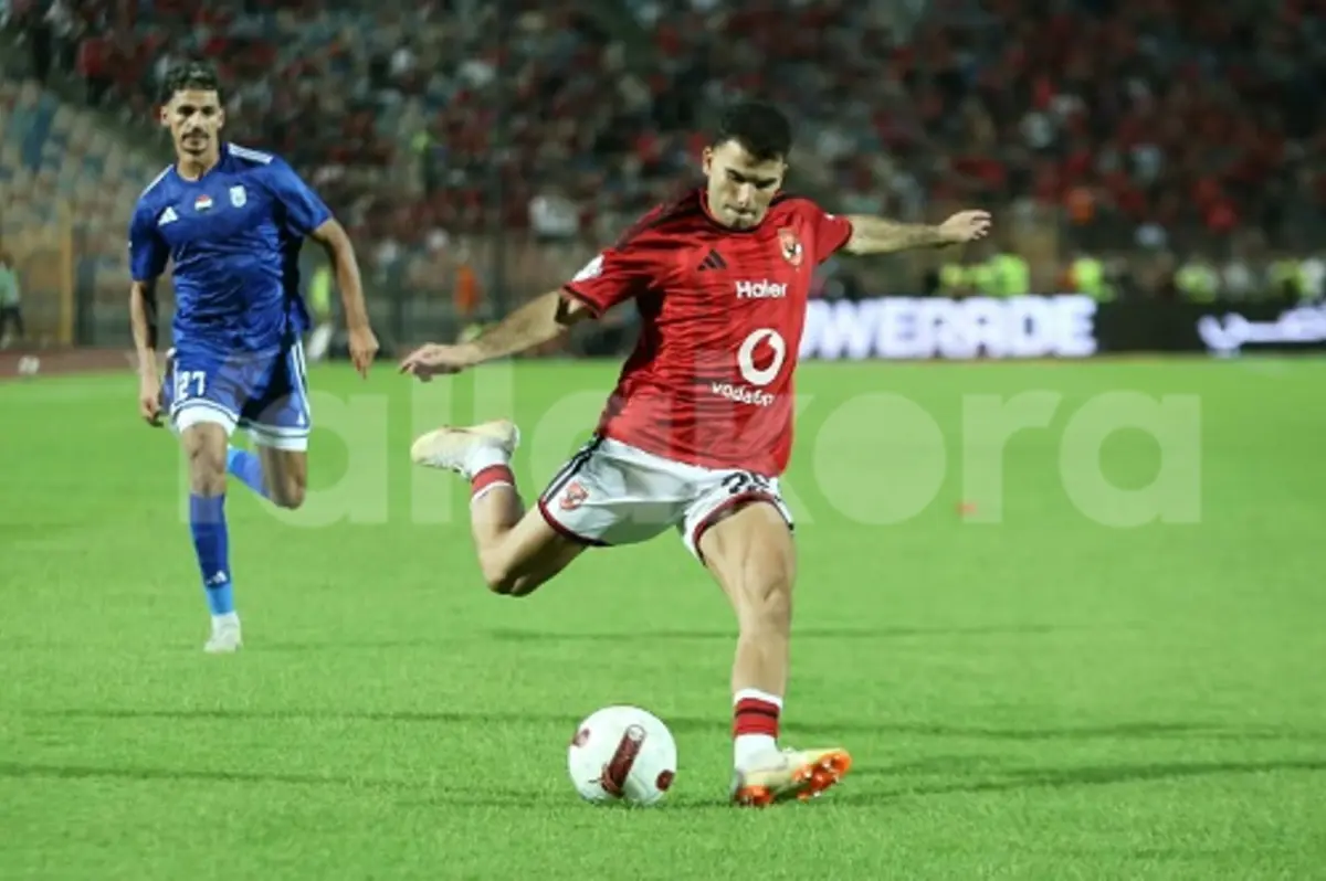 الصورة الرئيسية لمقال: زيزو وصيفا وثنائي الزمالك بين أفضل 10 مهاجمين في الدوري المصري (صور)