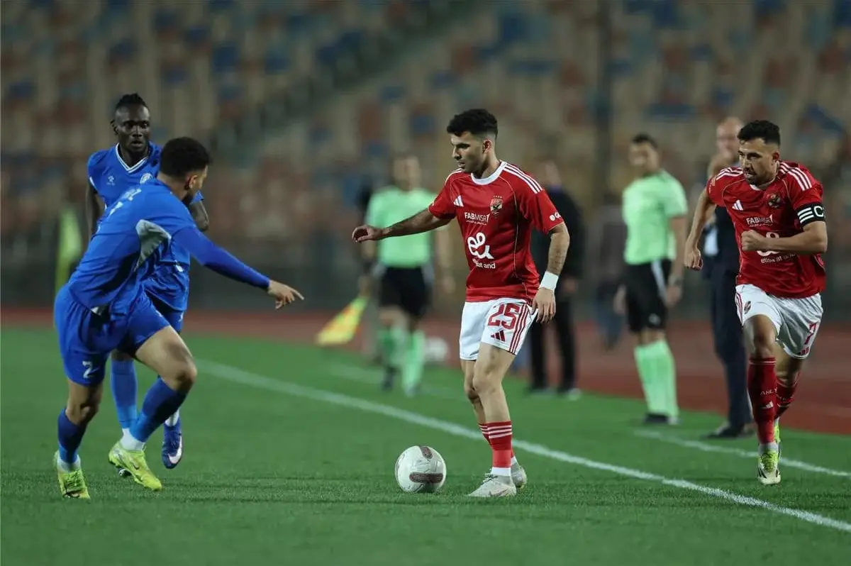 بينهم "عميل مزدوج".. هدافو مواجهات الأهلي وسموحة قبل موقعة الدوري 