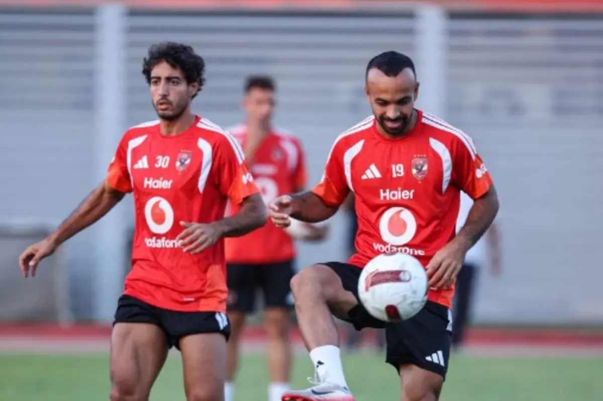 تضم أفشة ومنصف بقرار.. دكة بدلاء الأهلي أمام سموحة في الدوري 